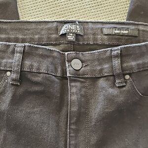 Jones New York Women's Black stretchy skinny Jeans Size 14